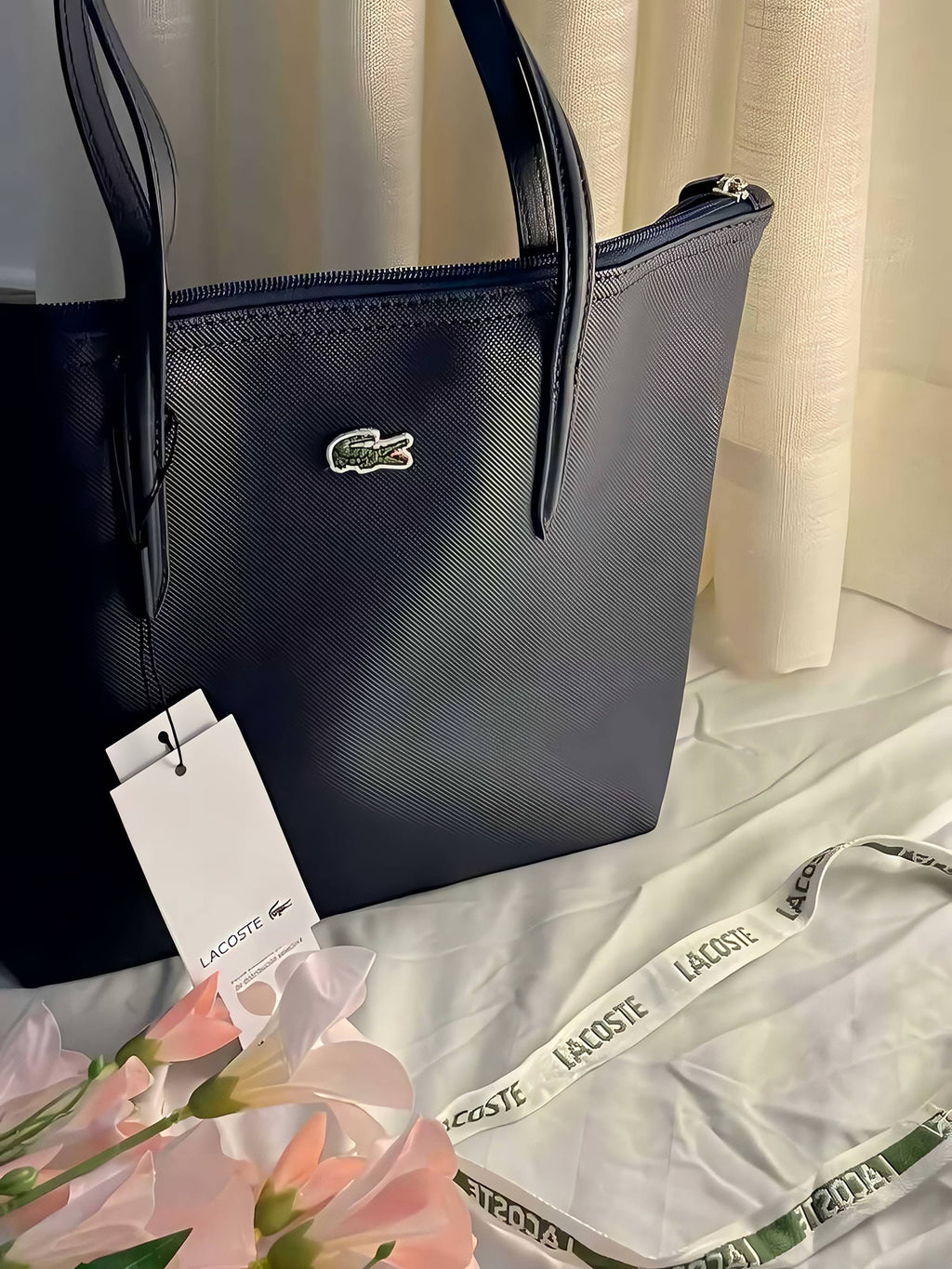 Sac Lacoste