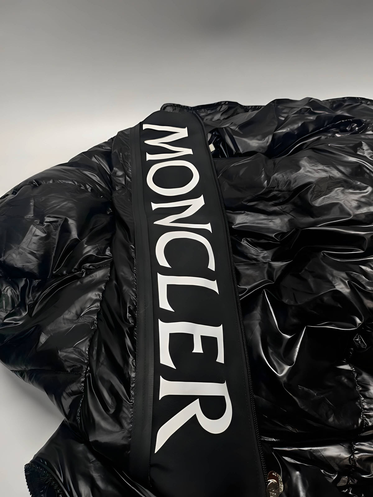 Moncler Huppe